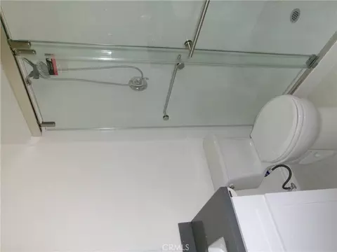 Bath - 4881 Winvale, Irvine, CA 92604 photo 2 of 3