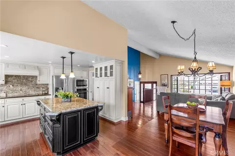 Kitchen - 6402 Cantiles Ave, Cypress, CA 90630 photo 1 of 8