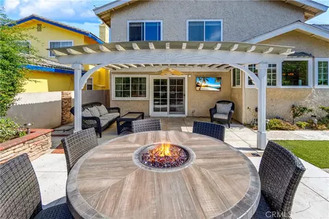 Exterior - 6402 Cantiles Ave, Cypress, CA 90630 photo 7 of 9