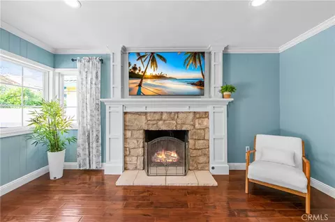 Living - 6402 Cantiles Ave, Cypress, CA 90630 photo 4 of 7