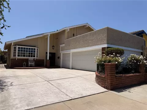 6402 Cantiles Ave, Cypress, CA 90630