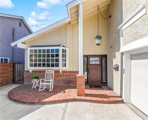 Exterior - 6402 Cantiles Ave, Cypress, CA 90630 photo 2 of 9