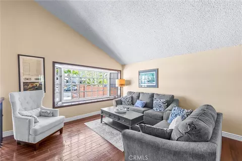 Living - 6402 Cantiles Ave, Cypress, CA 90630 photo 2 of 7