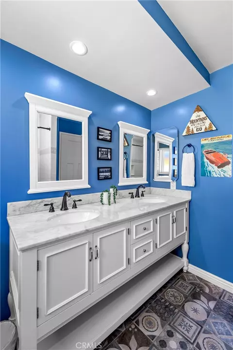 Bath - 6402 Cantiles Ave, Cypress, CA 90630 photo 5 of 10