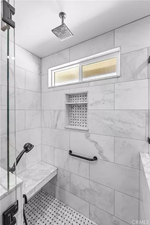 Bath - 6402 Cantiles Ave, Cypress, CA 90630 photo 10 of 10