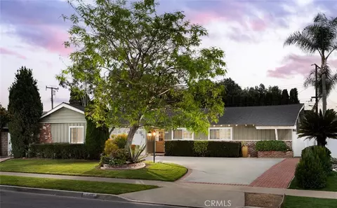 1262 Andrews St, Tustin, CA 92780