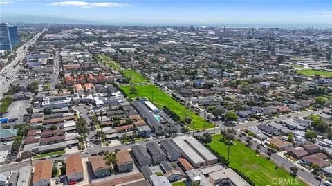 View/Area - 1629 E Maple, El Segundo, CA 90245 photo 3 of 6