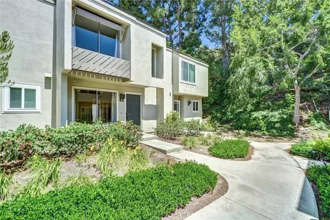 307 N Singingwood #8, Orange, CA 92869