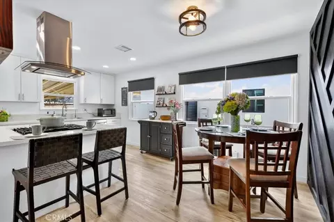 4722 Ocana Ave, Lakewood, CA 90713