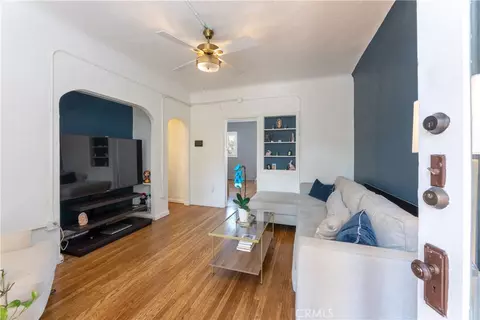 800 Pacific Ave #305, Long Beach, CA 90813