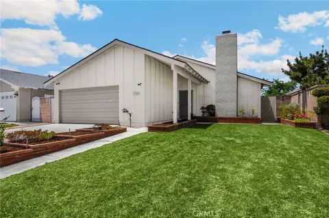 17203 Leslie, Cerritos, CA 90703