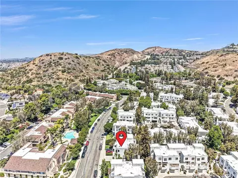 View/Area - 5733 E Stillwater Ave #2, Orange, CA 92869 photo 4 of 8