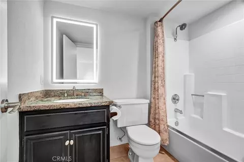 Bath - 5733 E Stillwater Ave #2, Orange, CA 92869 photo 3 of 4