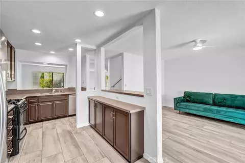 Entry Way - 5733 E Stillwater Ave #2, Orange, CA 92869 photo 1 of 3