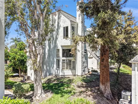Exterior - 5733 E Stillwater Ave #2, Orange, CA 92869 photo 5 of 14