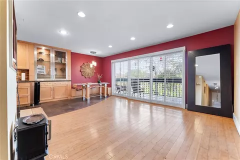 1061 Park Ave, Long Beach, CA 90804