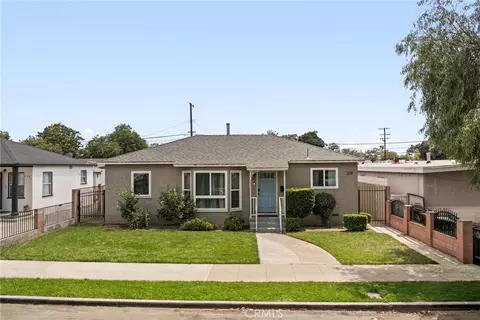 208 E 67th St, Long Beach, CA 90805