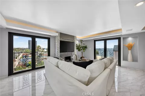 Living - 2601 E Ocean #807, Long Beach, CA 90803 photo 1 of 4