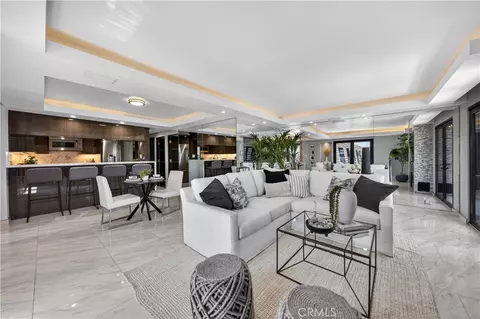 Living - 2601 E Ocean #807, Long Beach, CA 90803 photo 2 of 4