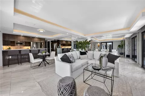 2601 E Ocean #807, Long Beach, CA 90803
