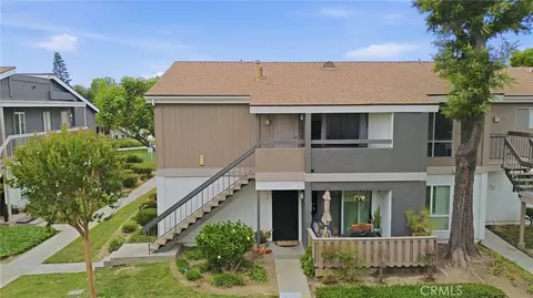 2829 S Fairview St #B, Santa Ana, CA 92704