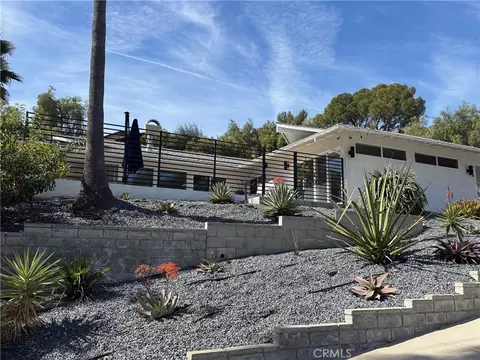 648 Robin Gln, Glendale, CA 91202