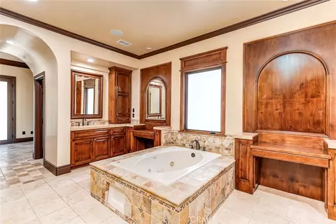 Bath - 2310 Morelia, Fullerton, CA 92835 photo 1 of 8