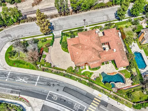 View/Area - 2310 Morelia, Fullerton, CA 92835 photo 3 of 9