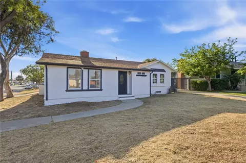 140 W Grove St, Rialto, CA 92376