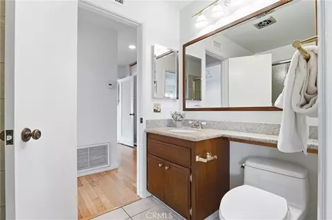 Bath - 759 S Rosalind, Orange, CA 92869 photo 4 of 5