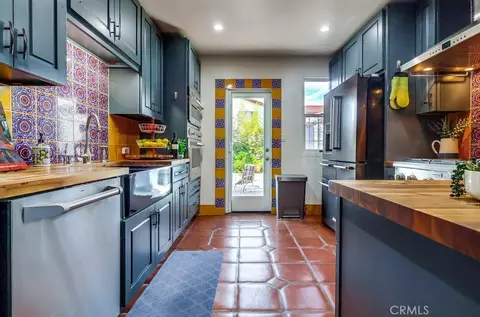 Kitchen - 2815 E 5th St, Long Beach, CA 90814 photo 1 of 6