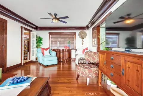 Living - 2815 E 5th St, Long Beach, CA 90814 photo 3 of 5
