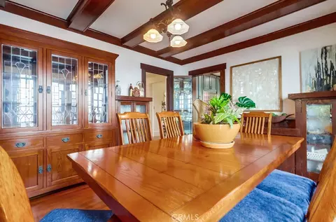 Dining - 2815 E 5th St, Long Beach, CA 90814 photo 4 of 5