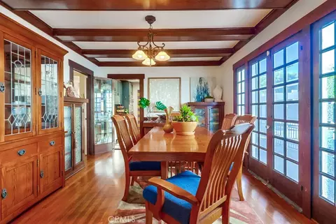 Dining - 2815 E 5th St, Long Beach, CA 90814 photo 1 of 5
