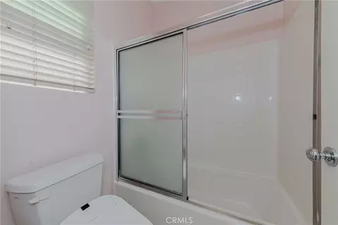 Bath - 67 Canopy, Irvine, CA 92603 photo 5 of 5