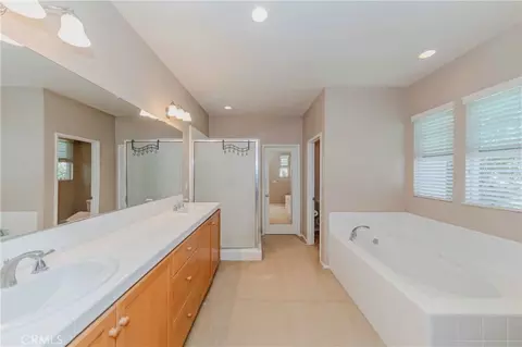 Bath - 67 Canopy, Irvine, CA 92603 photo 1 of 5