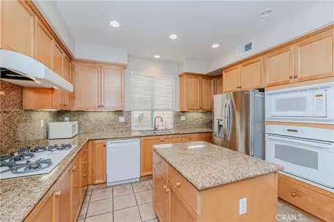 Kitchen - 67 Canopy, Irvine, CA 92603 photo 1 of 2