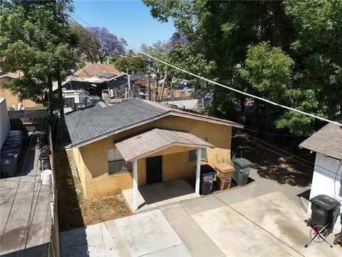 Exterior - 215 E Ash Ave, Fullerton, CA 92832 photo 1 of 4