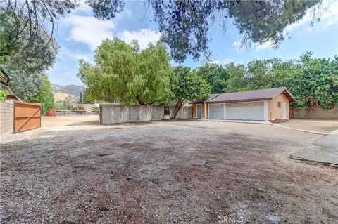 Exterior - 435 E Baseline Rd, San Dimas, CA 91773 photo 10 of 18