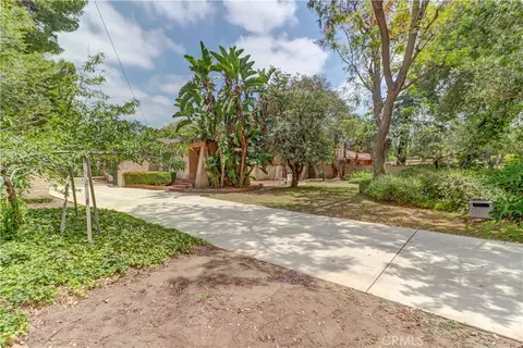 Exterior - 435 E Baseline Rd, San Dimas, CA 91773 photo 5 of 18