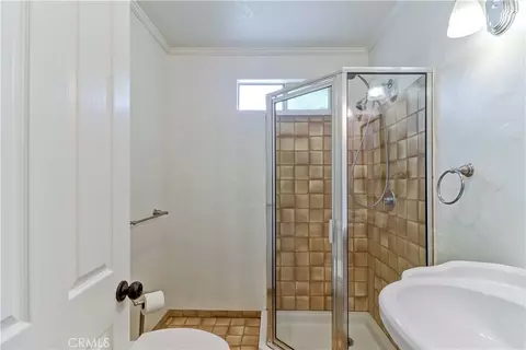 Bath - 435 E Baseline Rd, San Dimas, CA 91773 photo 2 of 3