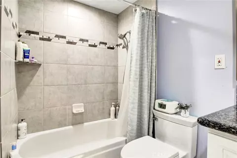 Bath - 2357 Lawnview Ct, Simi Valley, CA 93065 photo 4 of 4