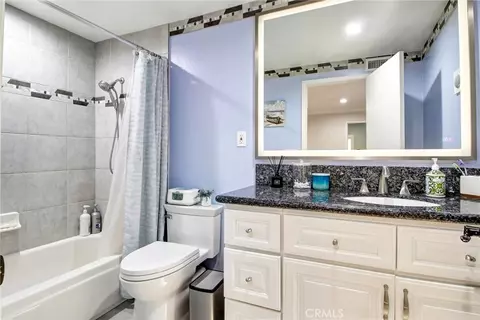 Bath - 2357 Lawnview Ct, Simi Valley, CA 93065 photo 3 of 4