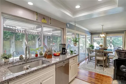 Kitchen - 2357 Lawnview Ct, Simi Valley, CA 93065 photo 2 of 2