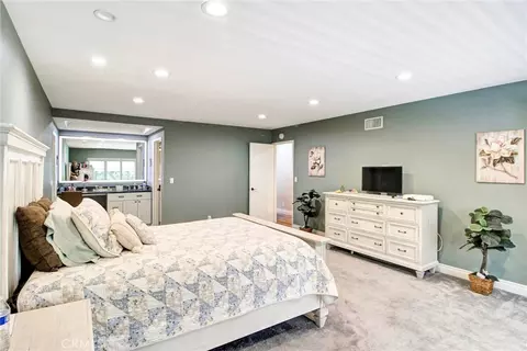 Bedroom - 2357 Lawnview Ct, Simi Valley, CA 93065 photo 2 of 10