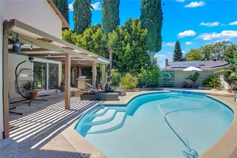 Exterior - 2357 Lawnview Ct, Simi Valley, CA 93065 photo 8 of 13