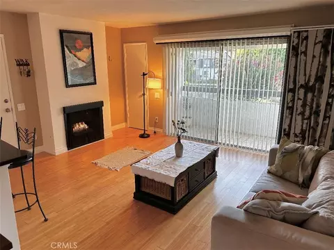 2867 S Fairview #F, Santa Ana, CA 92704