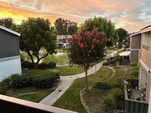 2867 S Fairview #F, Santa Ana, CA 92704