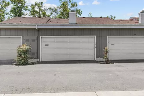 Exterior - 13 Sunflower, Irvine, CA 92604 photo 8 of 13