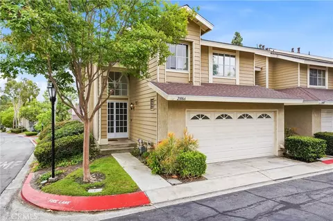 21066 Berry Gln, Lake Forest, CA 92630